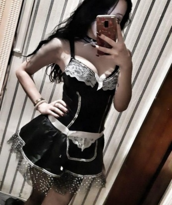 Энергичная брюнетка с шикарными формами готова разделить с тобой нежные моменты и страстные поцелуи. Приезжай ко мне и ты не пожалеешь! 8775, 20 лет